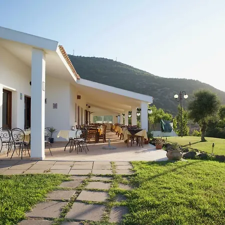 Palalama Bed & Breakfast Valledoria (Sardinia)